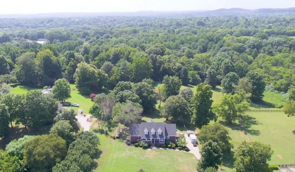 2371 Beasley Ln Columbia, TN 38401