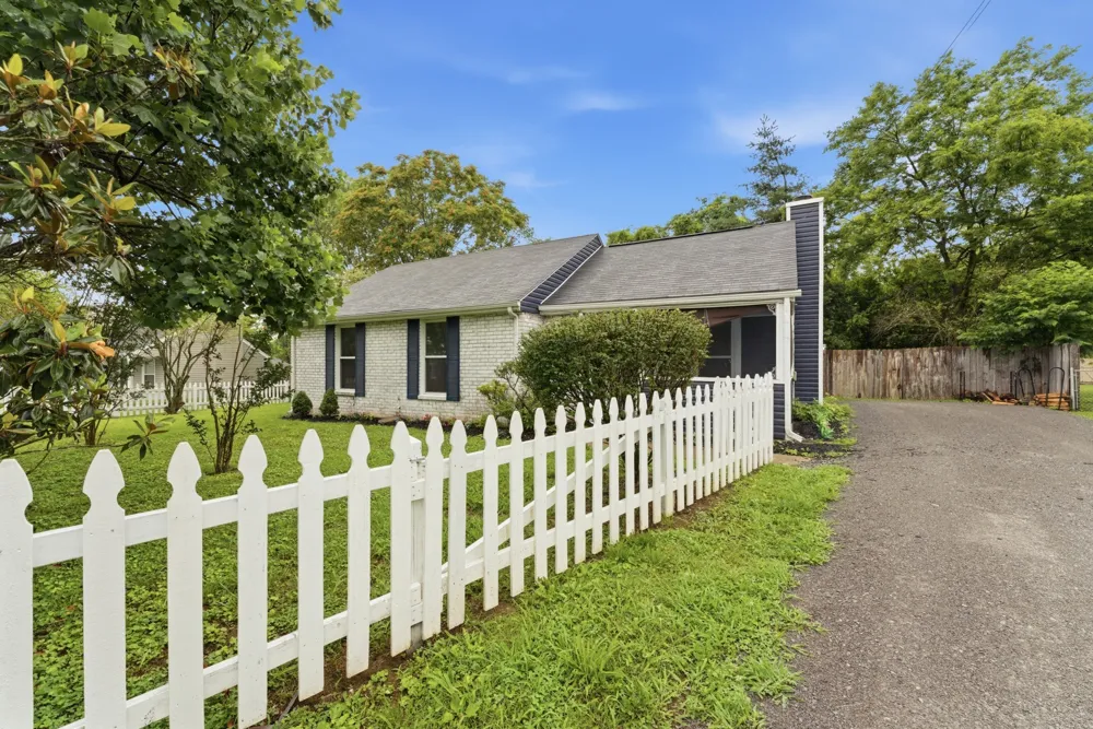 118 Orchard Valley Cir Hendersonville, TN 37075