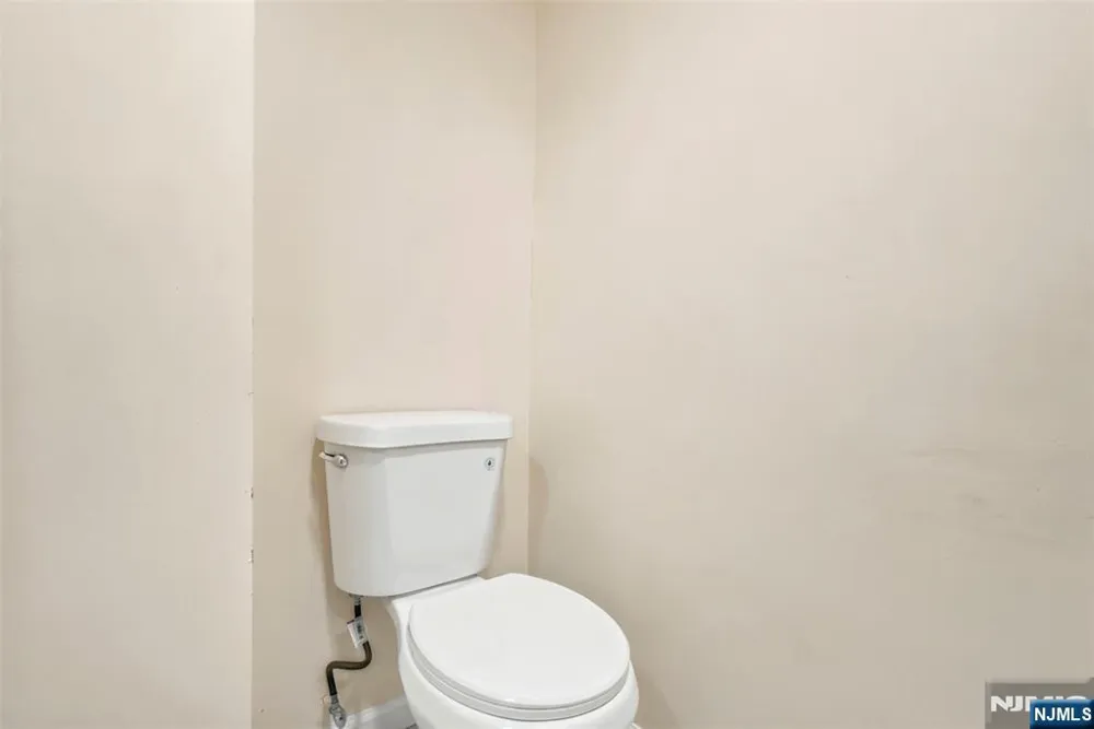 359-361 18th Street Newark, NJ 07103