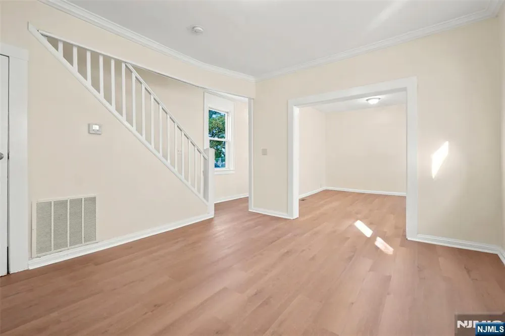 359-361 18th Street Newark, NJ 07103