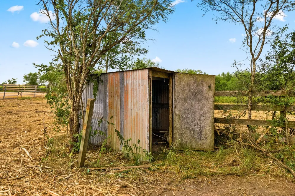 3346 Orange Hill Road Sealy, TX 77474