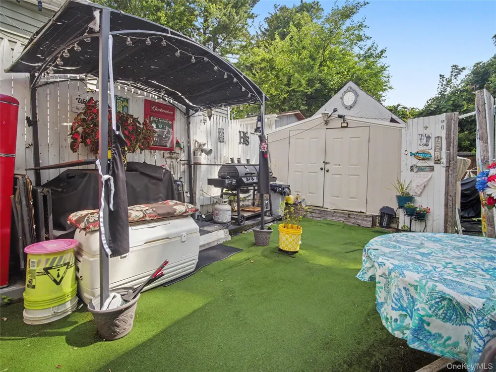 6 Hopf Nanuet, NY 10954