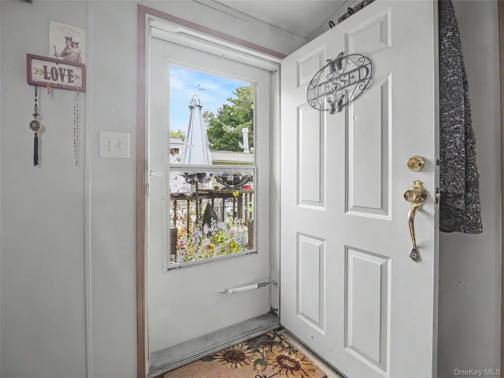 6 Hopf Nanuet, NY 10954
