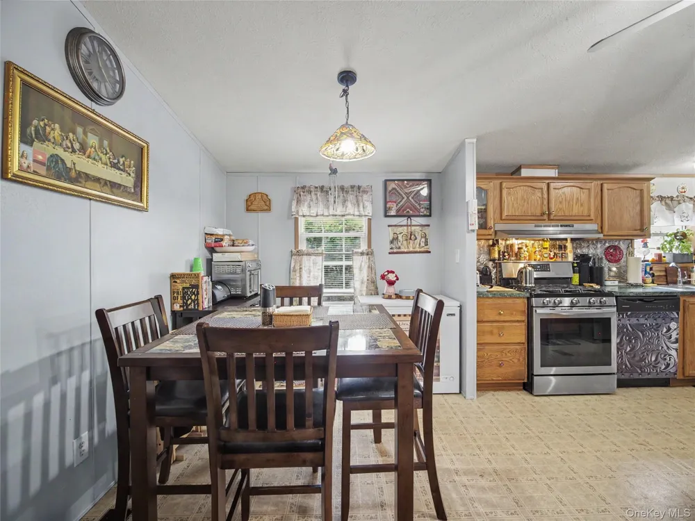 6 Hopf Nanuet, NY 10954