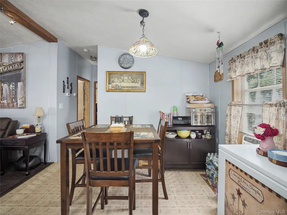 6 Hopf Nanuet, NY 10954