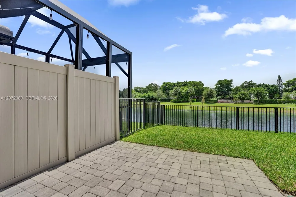 2138 S Appleton Cir S Oakland Park, FL 33309
