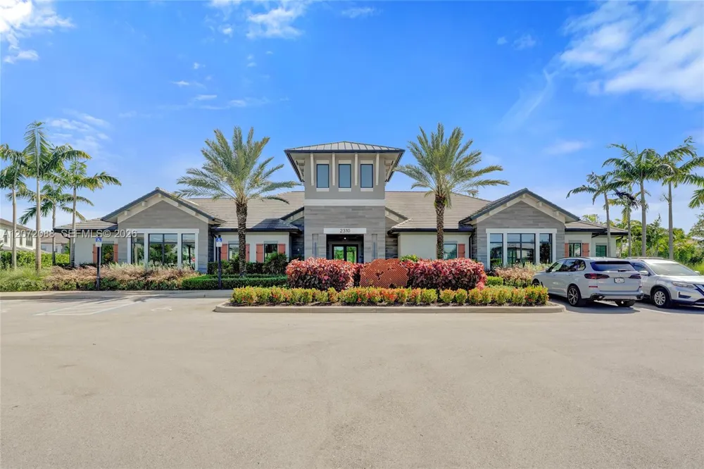 2138 S Appleton Cir S Oakland Park, FL 33309