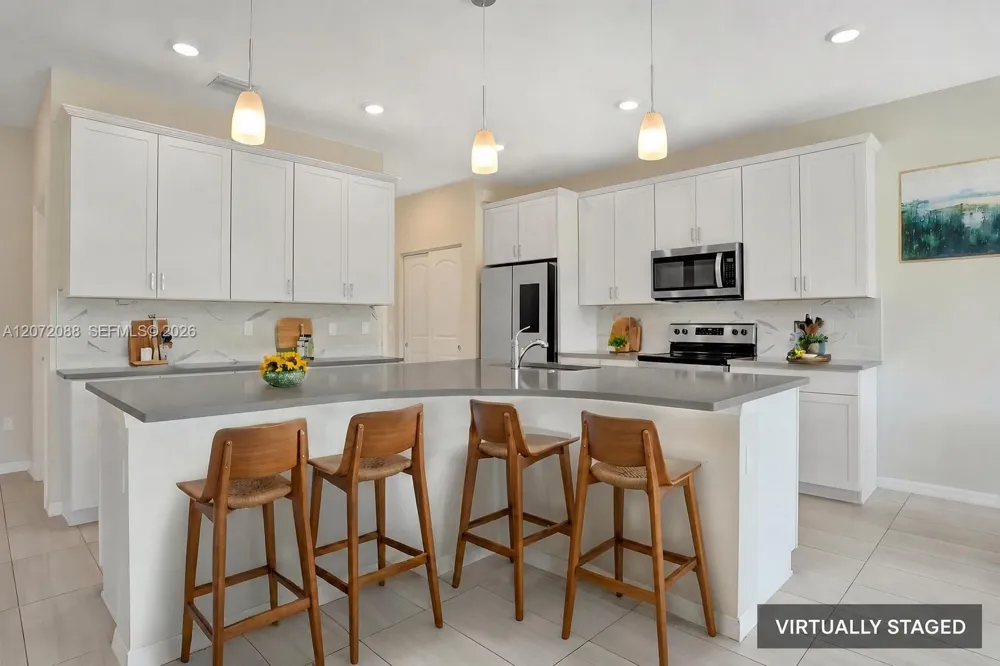 2138 S Appleton Cir S Oakland Park, FL 33309