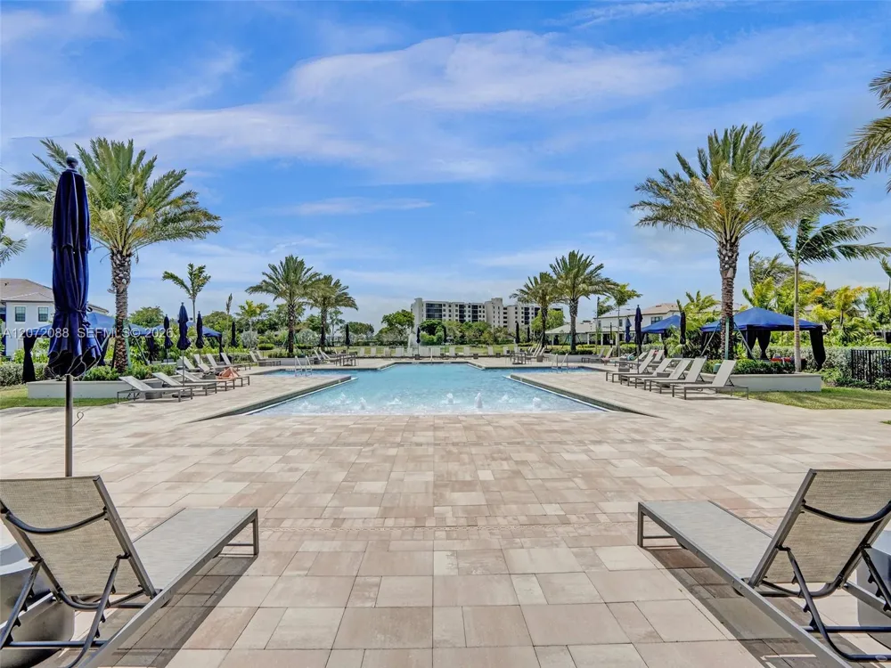 2138 S Appleton Cir S Oakland Park, FL 33309