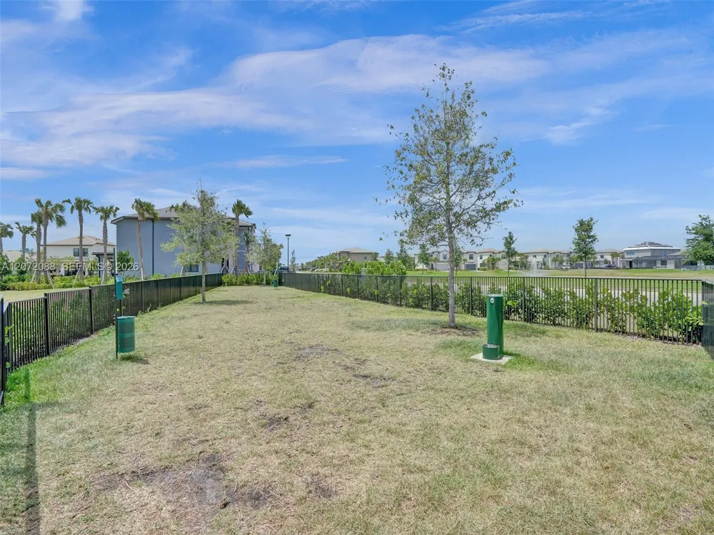 2138 S Appleton Cir S Oakland Park, FL 33309