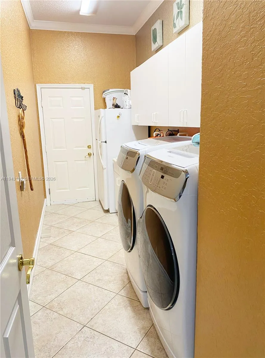 6550 SW 183rd Way Southwest Ranches, FL 33331
