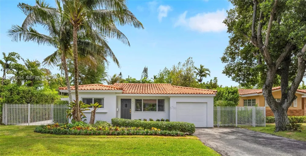 5750 SW 52nd Ter South Miami, FL 33155