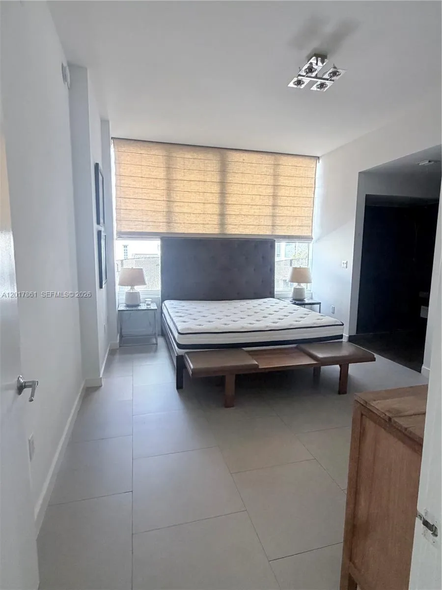 2100 Park Ave #202 Miami Beach, FL 33139