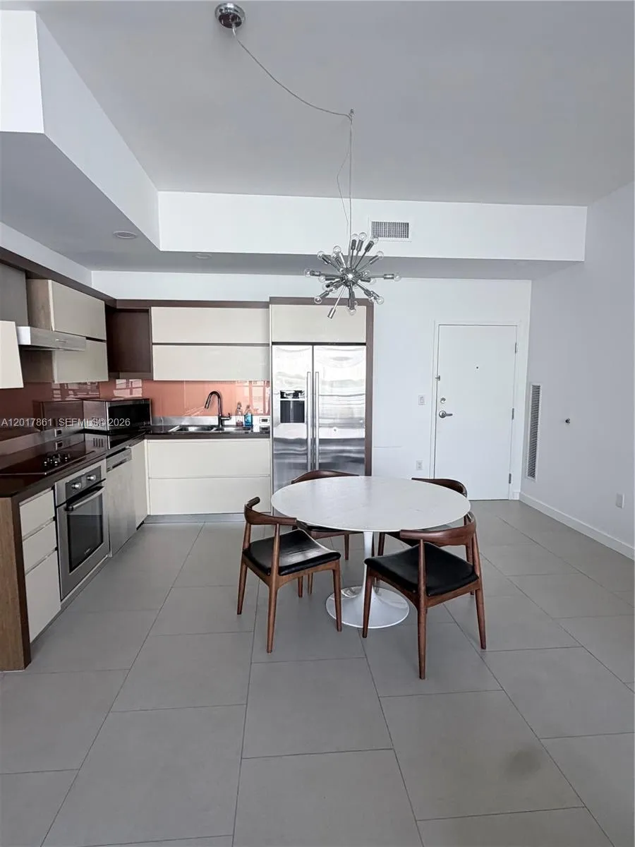2100 Park Ave #202 Miami Beach, FL 33139
