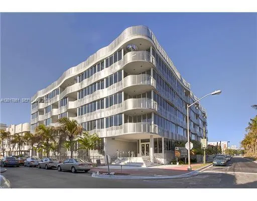 2100 Park Ave #202 Miami Beach, FL 33139