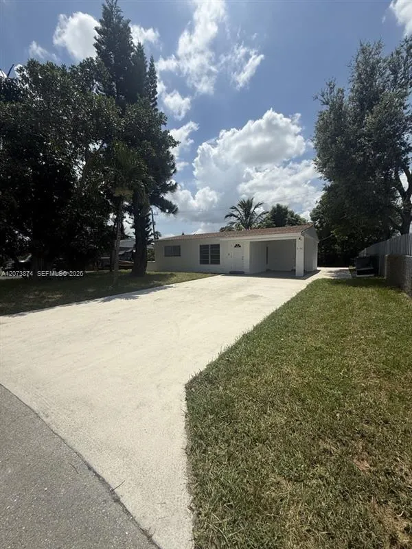 7170 Custer St Hollywood, FL 33024