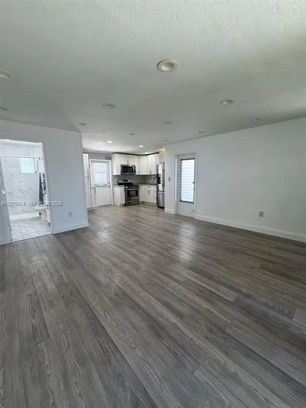 7170 Custer St Hollywood, FL 33024