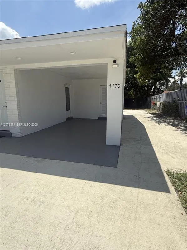 7170 Custer St Hollywood, FL 33024