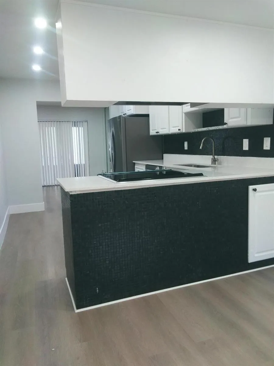 9727 New River Canal Road #629 Plantation, FL 33324