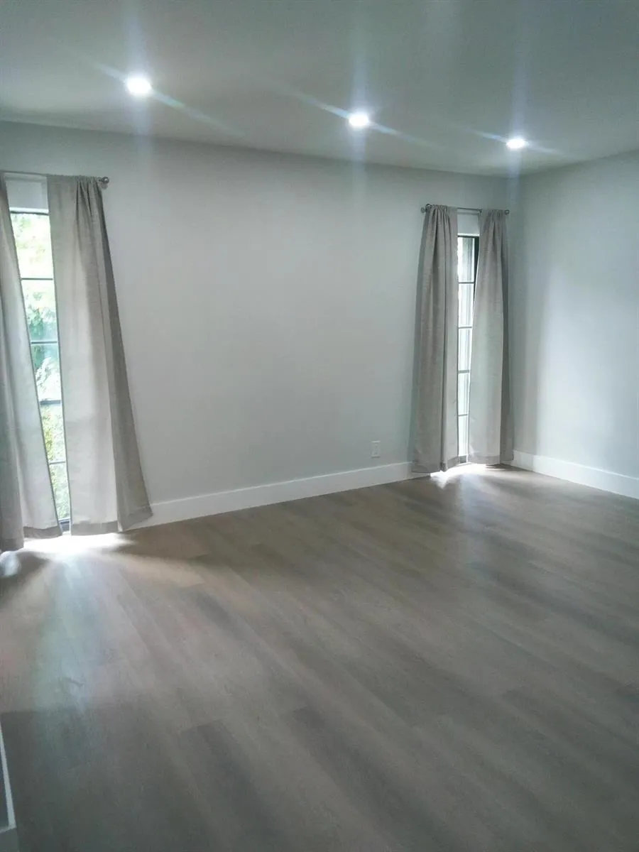 9727 New River Canal Road #629 Plantation, FL 33324