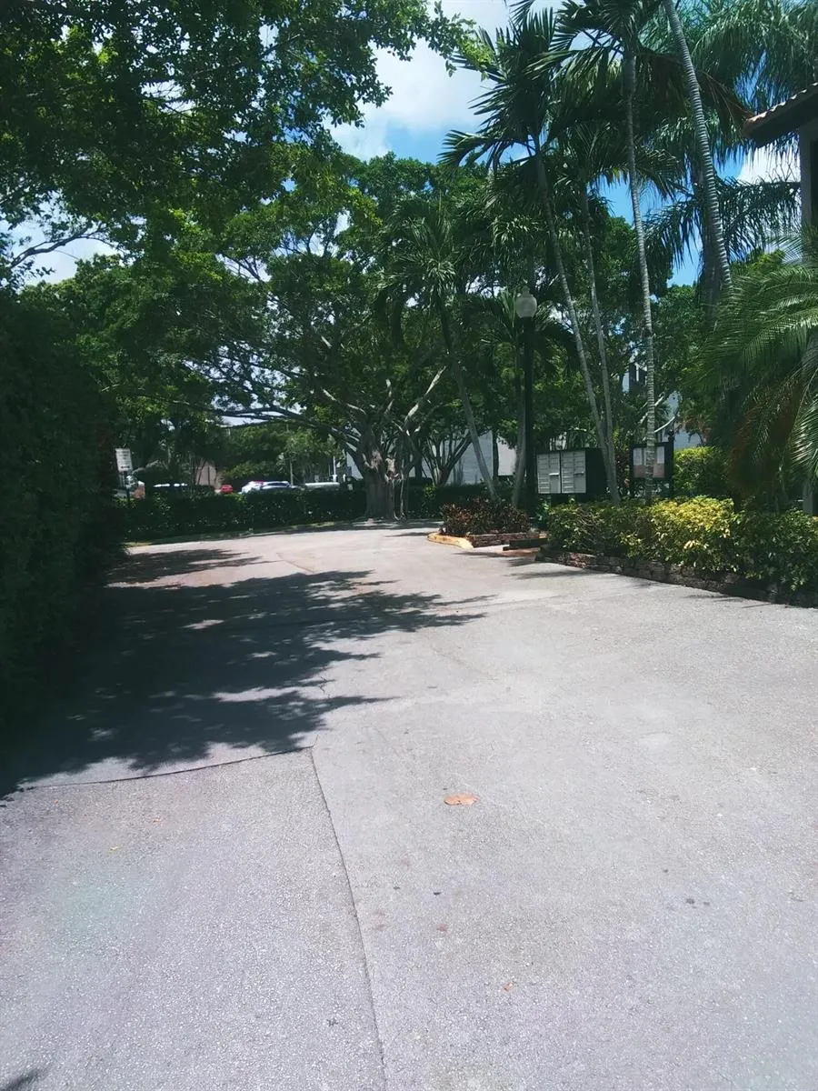 9727 New River Canal Road #629 Plantation, FL 33324