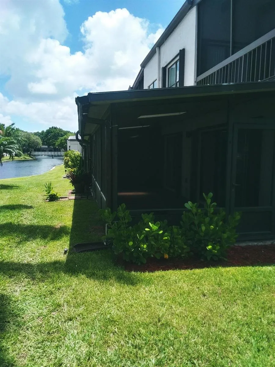 9727 New River Canal Road #629 Plantation, FL 33324