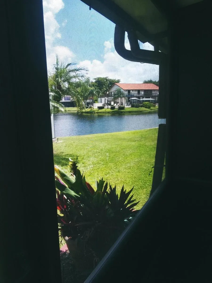 9727 New River Canal Road #629 Plantation, FL 33324