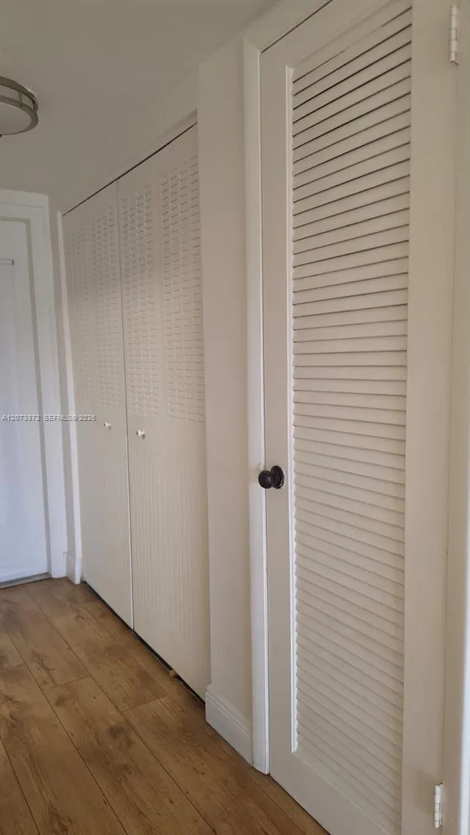 8000 Sunrise Lakes Dr #309 Sunrise, FL 33322