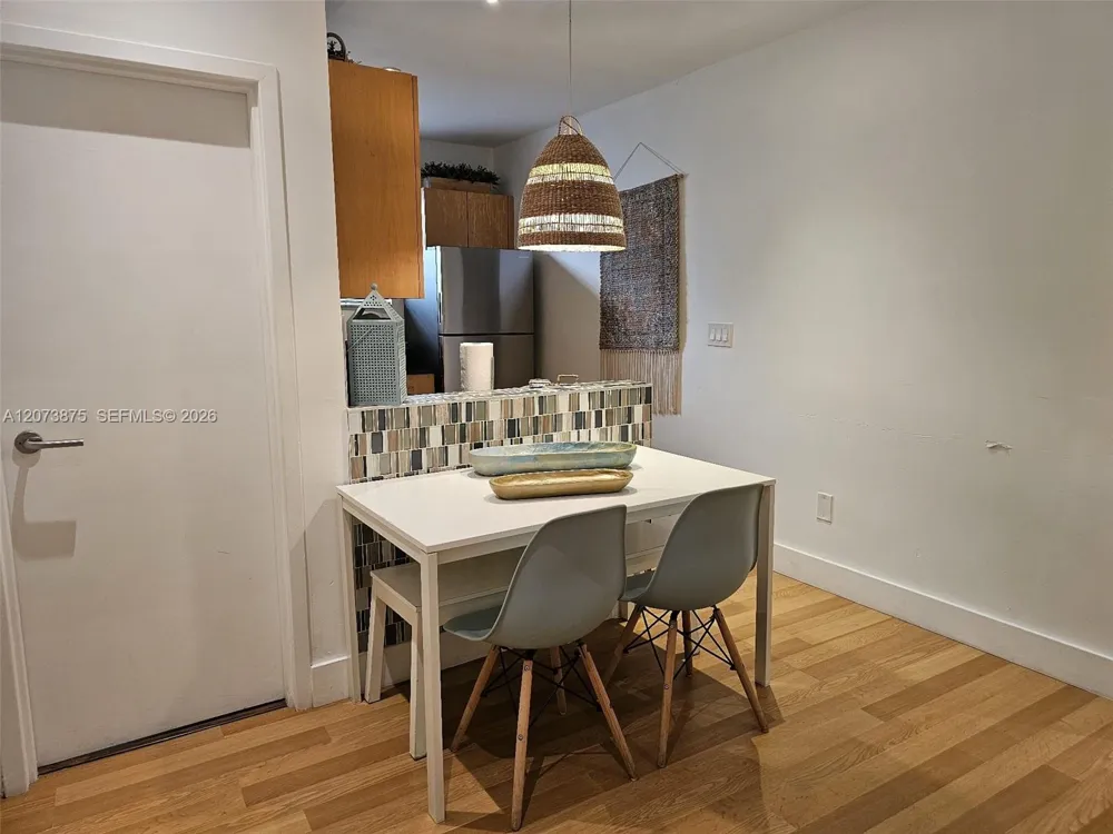 751 Collins Ave #1 Miami Beach, FL 33139