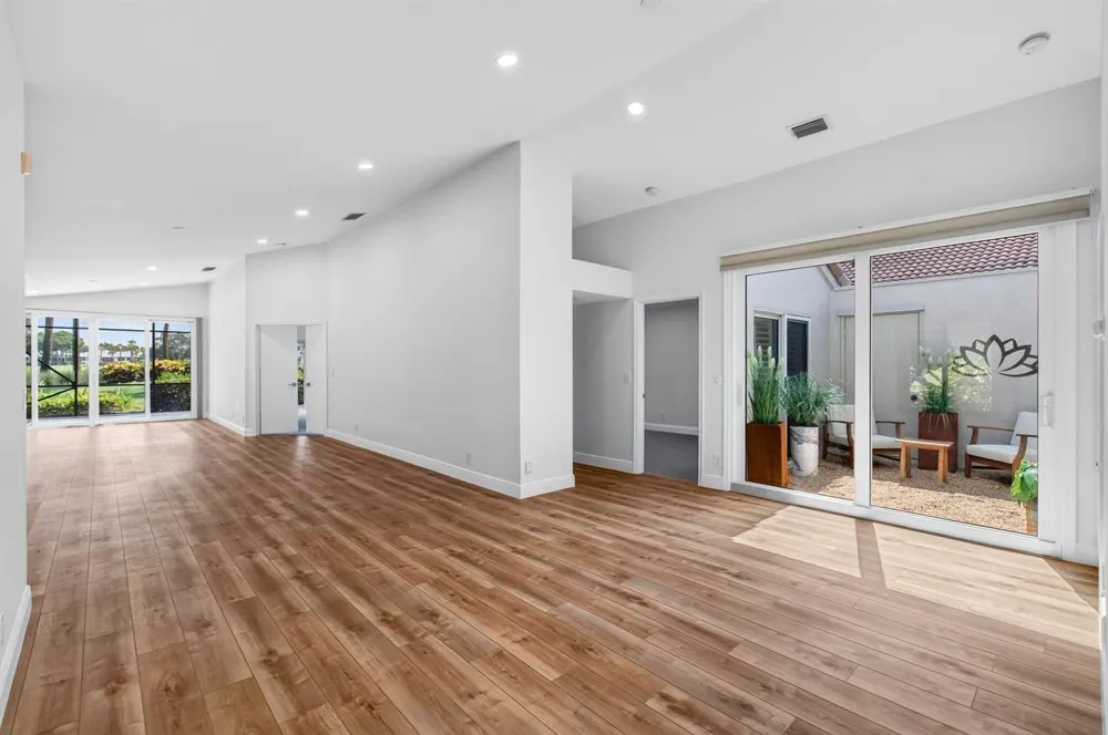 15441 Strathearn Drive Delray Beach, FL 33446