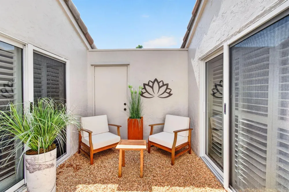 15441 Strathearn Drive Delray Beach, FL 33446