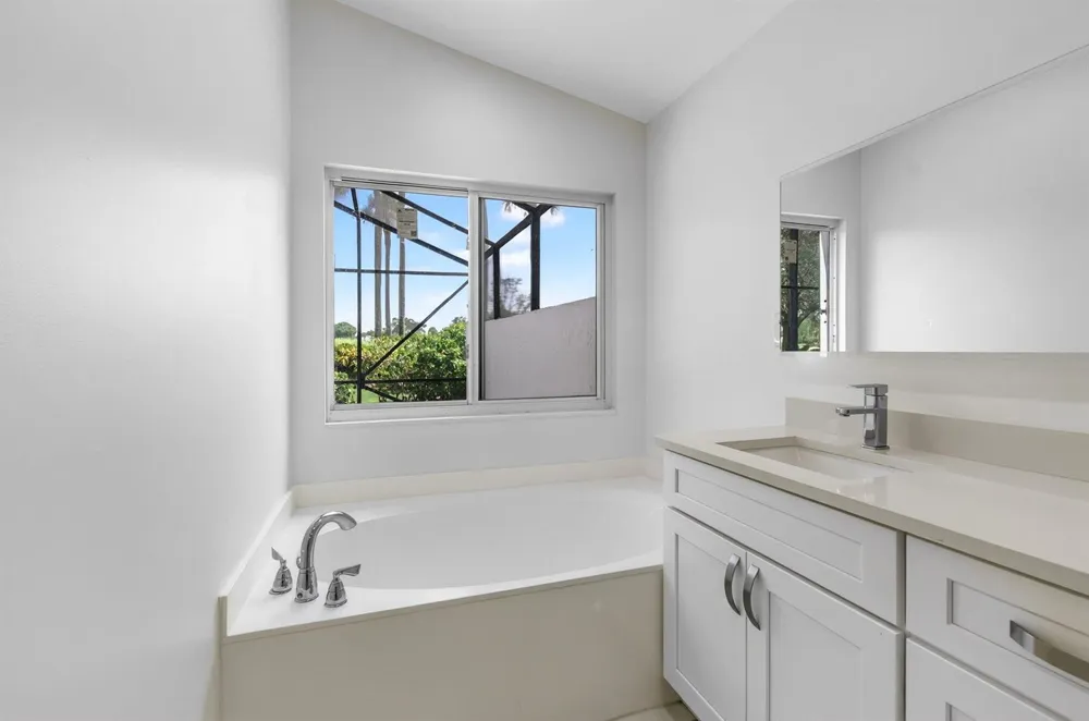 15441 Strathearn Drive Delray Beach, FL 33446