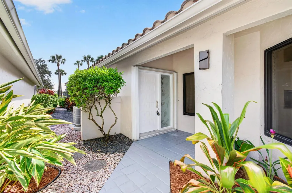 15441 Strathearn Drive Delray Beach, FL 33446
