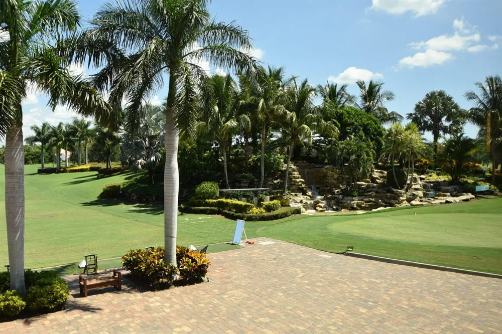 15441 Strathearn Drive Delray Beach, FL 33446