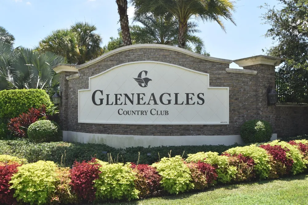 15441 Strathearn Drive Delray Beach, FL 33446