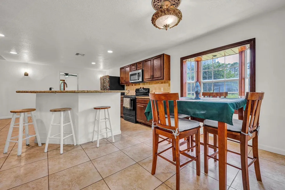 14281 79th Court Loxahatchee, FL 33470