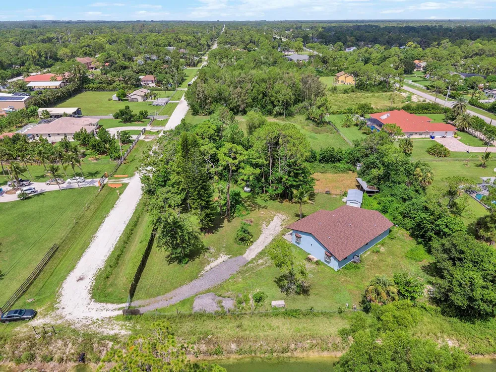 14281 79th Court Loxahatchee, FL 33470