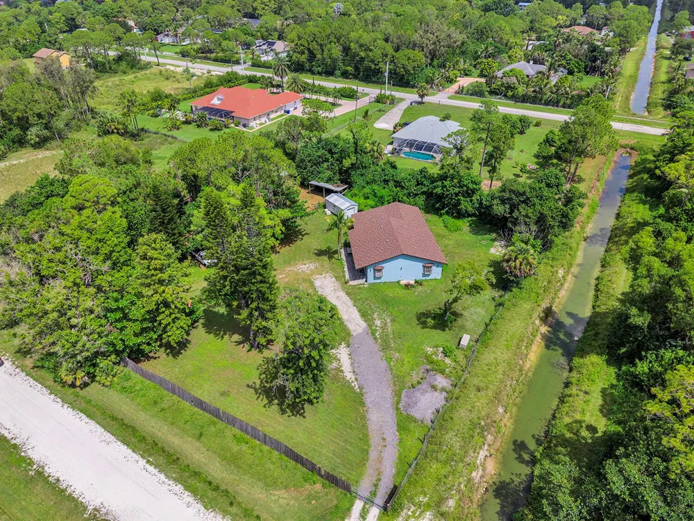 14281 79th Court Loxahatchee, FL 33470