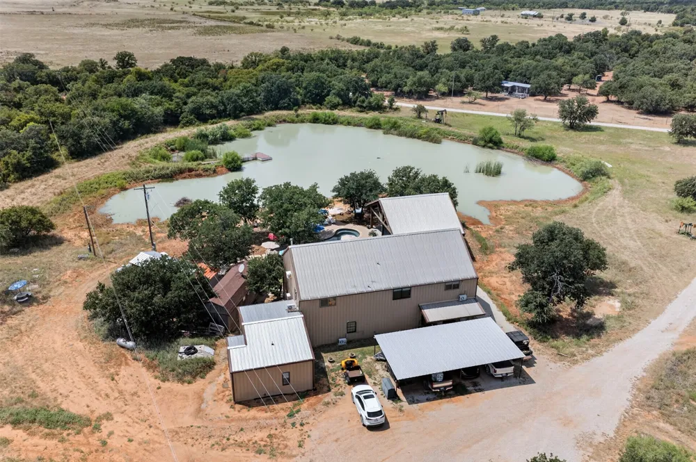 400 Pumphrey Road Loving, TX 76460