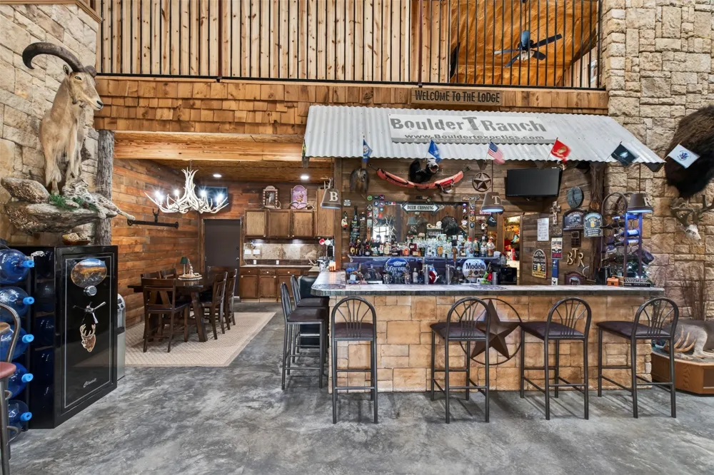 400 Pumphrey Road Loving, TX 76460