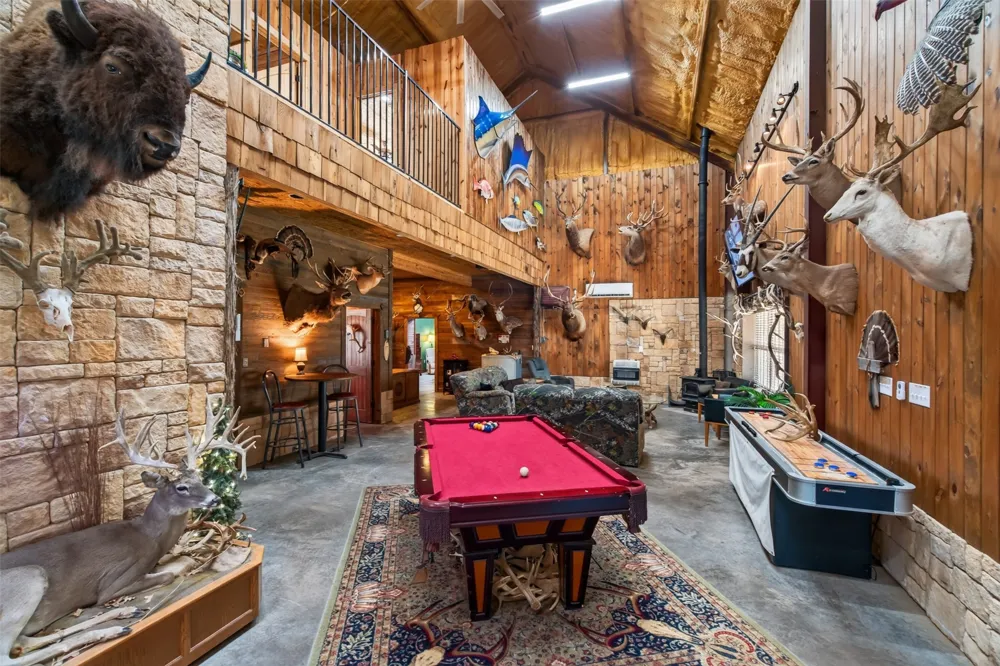 400 Pumphrey Road Loving, TX 76460