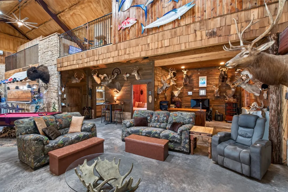 400 Pumphrey Road Loving, TX 76460