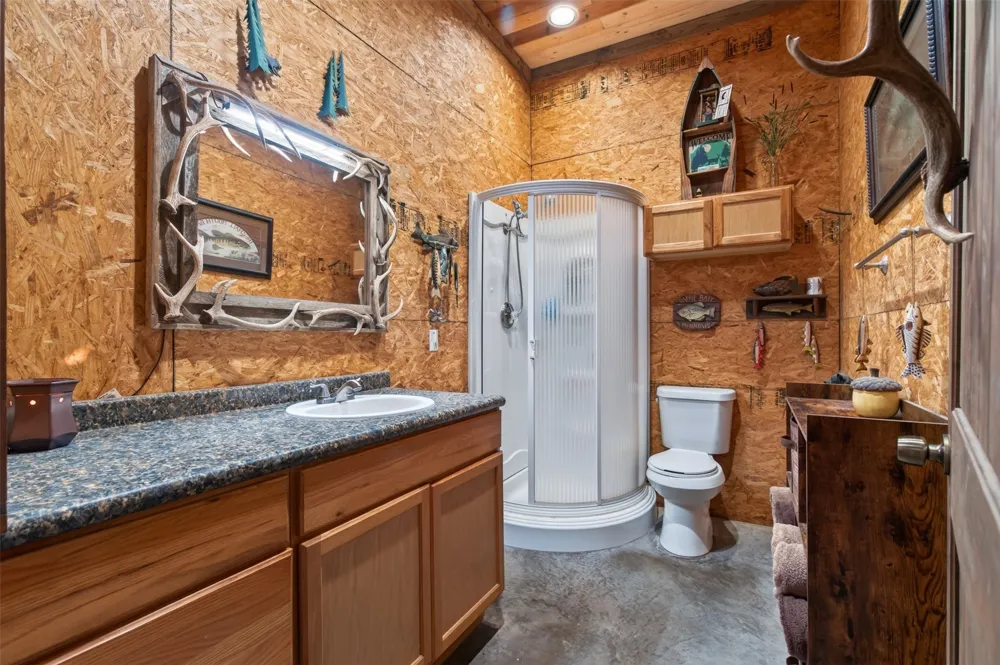 400 Pumphrey Road Loving, TX 76460