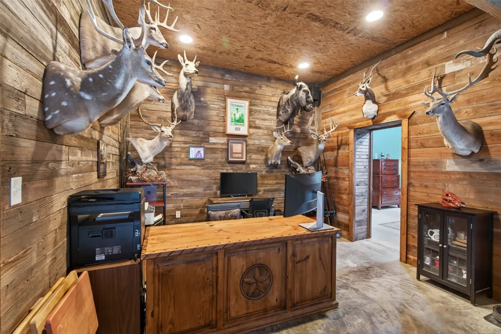 400 Pumphrey Road Loving, TX 76460