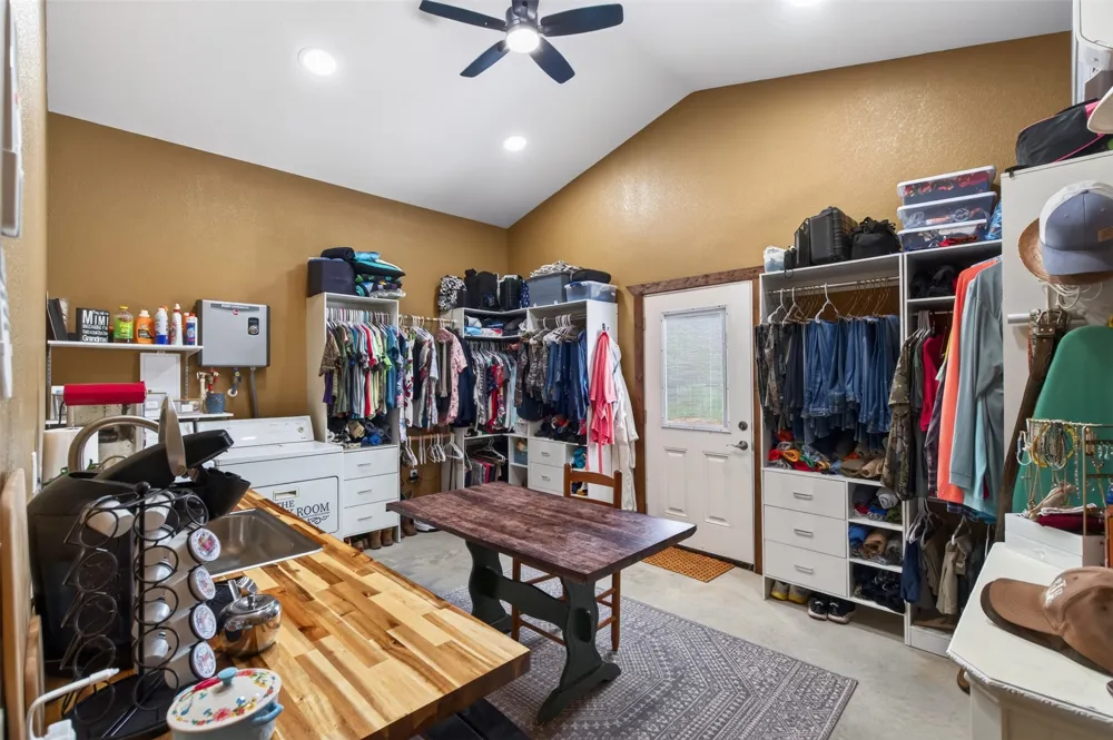 400 Pumphrey Road Loving, TX 76460