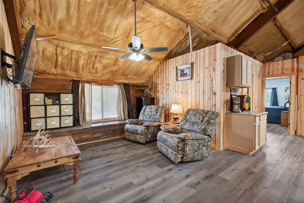 400 Pumphrey Road Loving, TX 76460