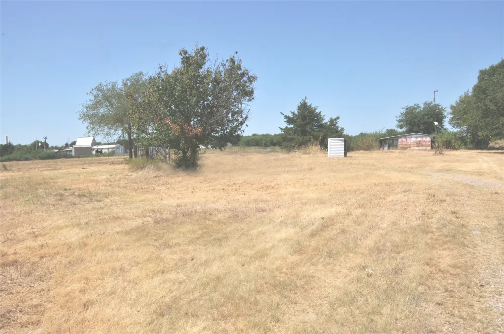 9730 S Hwy 78 Leonard, TX 75452