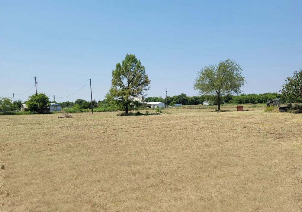 9730 S Hwy 78 Leonard, TX 75452