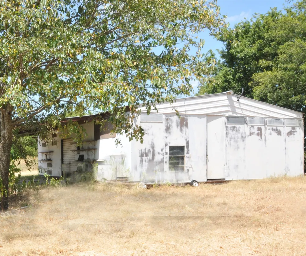 9730 S Hwy 78 Leonard, TX 75452