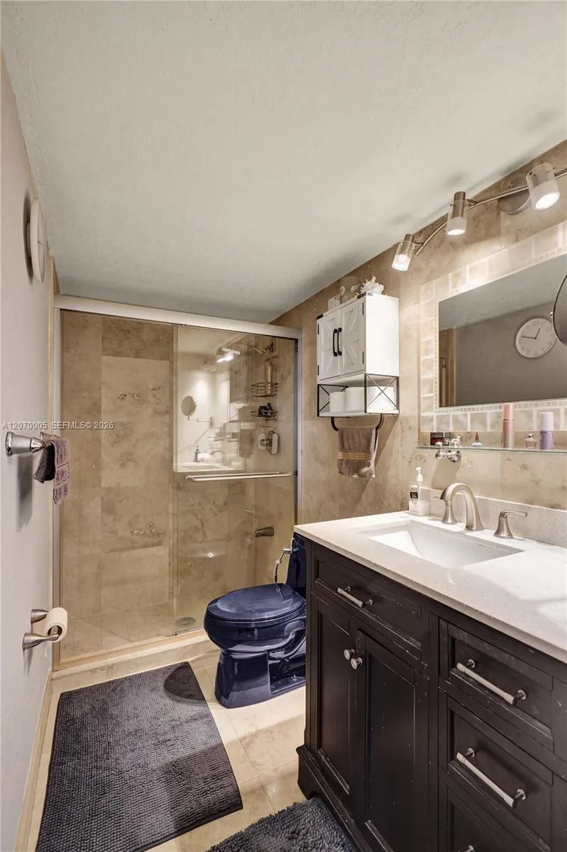 2030 S Ocean Dr #512 Hallandale Beach, FL 33009